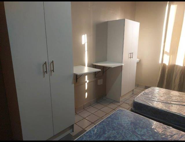1,950M² HOTEL FOR SALE IN DURBAN CENTRAL